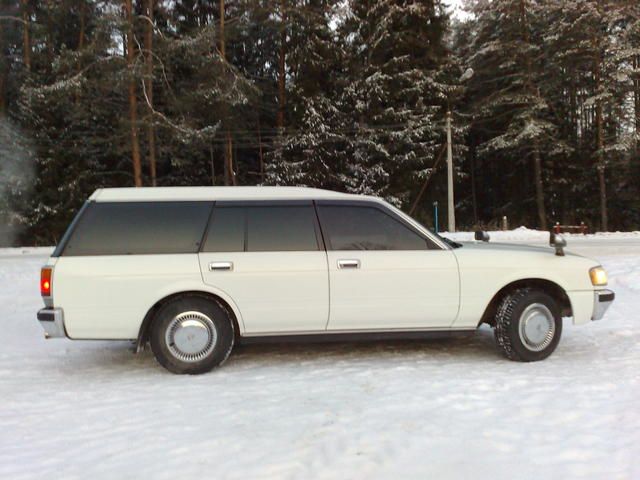 1999 Toyota Crown Wagon