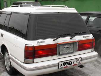 1999 Toyota Crown Wagon Photos