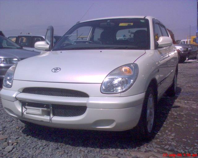 1999 Toyota Duet