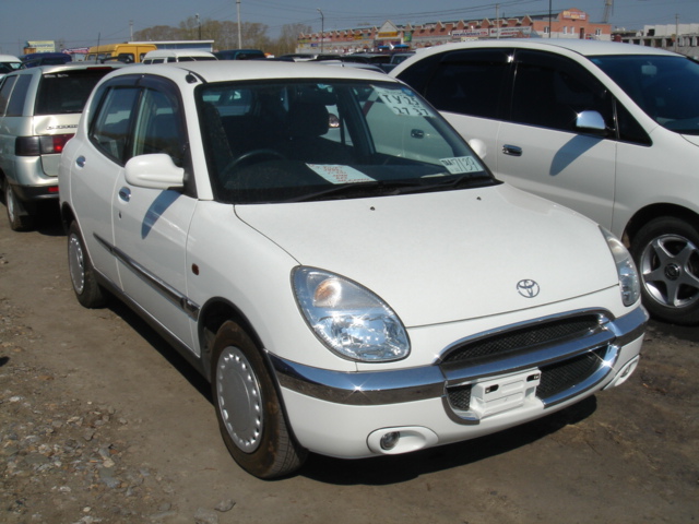 1999 Toyota Duet