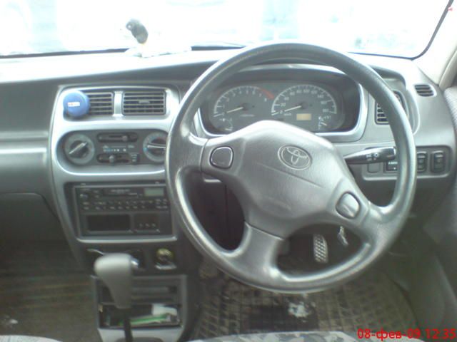 1999 Toyota Duet