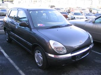 1999 Toyota Duet