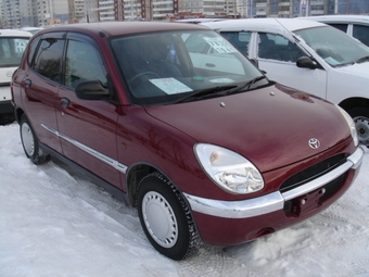 1999 Toyota Duet