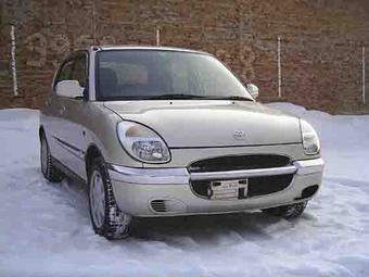 2000 Toyota Duet