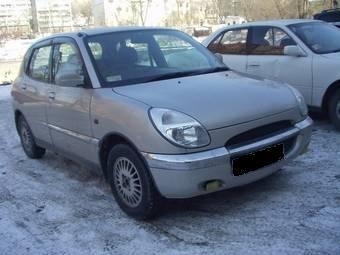 2000 Toyota Duet