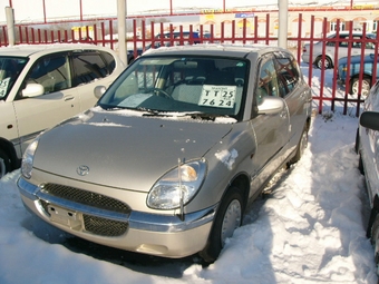 2001 Toyota Duet