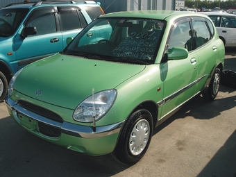 2001 Toyota Duet
