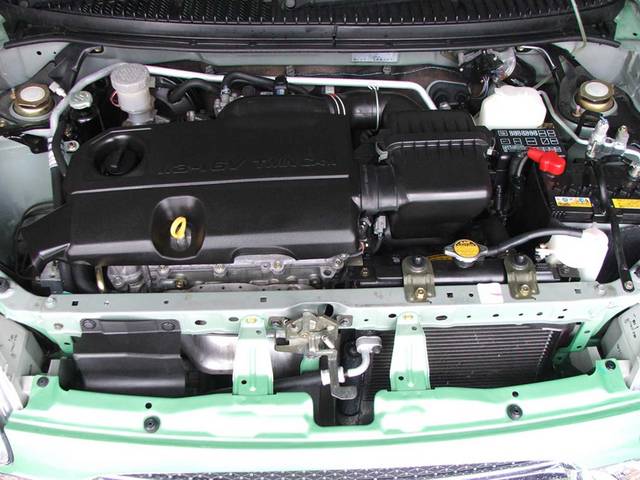 2001 Toyota Duet