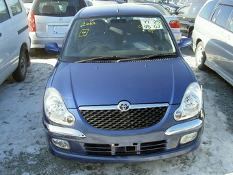 2002 Toyota Duet