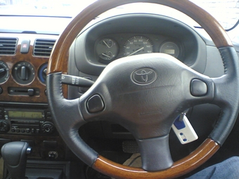 2002 Toyota Duet