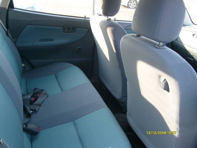 2002 Toyota Duet