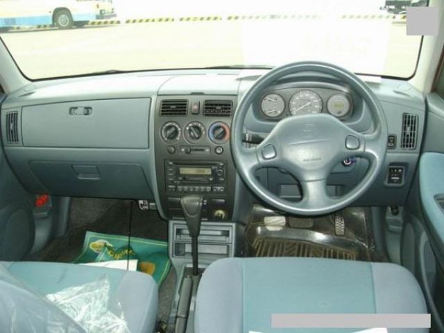 2002 Toyota Duet