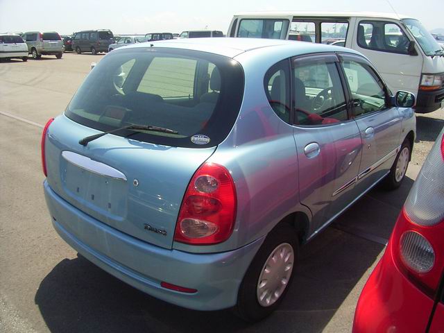 2002 Toyota Duet For Sale