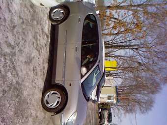 2002 Toyota Duet Pics