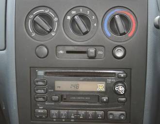 2002 Toyota Duet Images