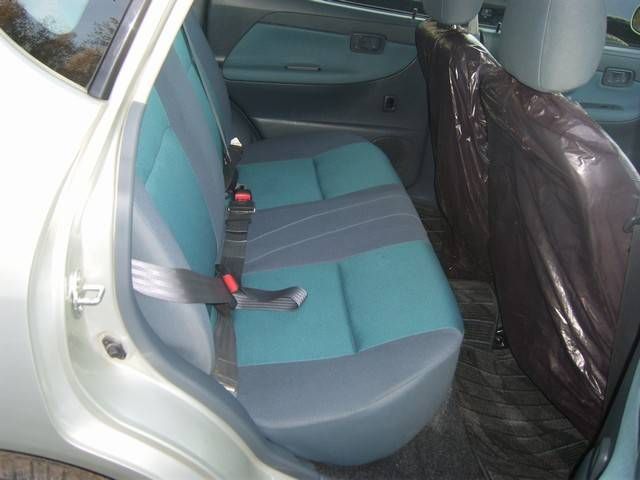 2003 Toyota Duet