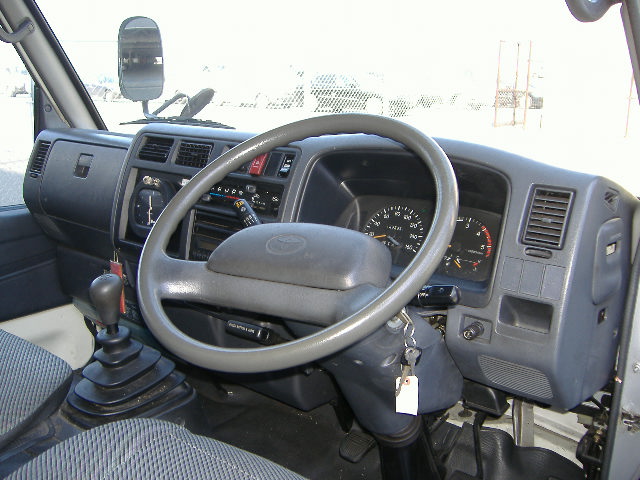 1996 Toyota Dyna Pictures