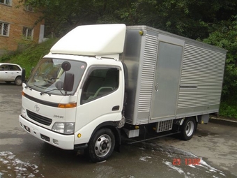 2000 Toyota Dyna