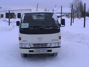 2000 Toyota Dyna
