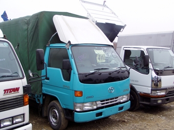 2000 Toyota Dyna