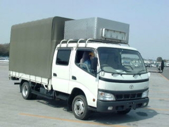 2004 Toyota Dyna