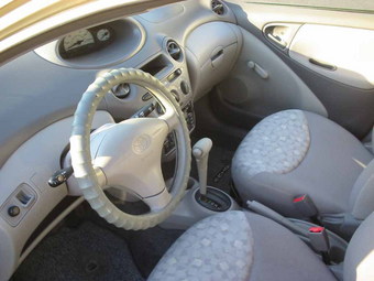 2000 Toyota Echo Pics