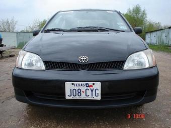 2000 Toyota Echo Photos