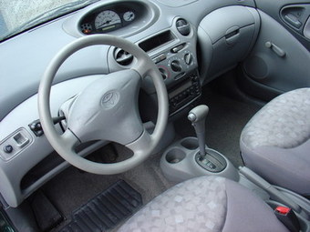 2002 Toyota Echo Photos