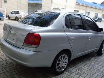 2003 Toyota Echo Photos