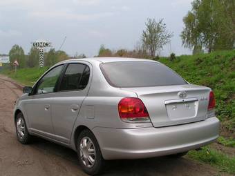 2003 Toyota Echo Pictures