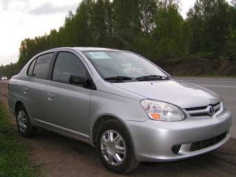 2003 Toyota Echo Photos