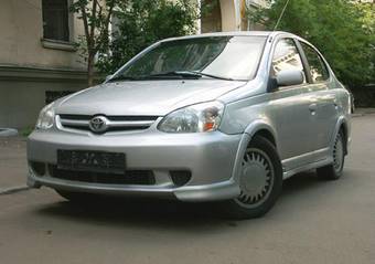 2003 Toyota Echo Photos