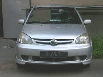 2003 Toyota Echo Photos
