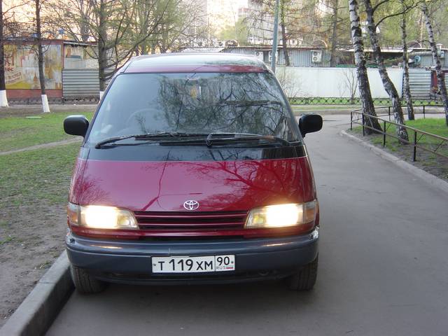 1992 Toyota Estima