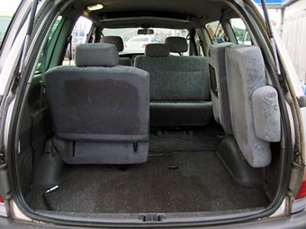 1996 Toyota Estima Pictures