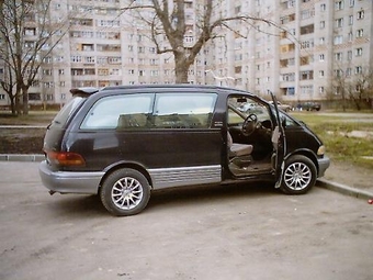 1998 Toyota Estima