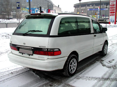 1998 Toyota Estima Pictures