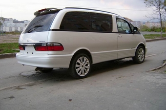 1999 Toyota Estima
