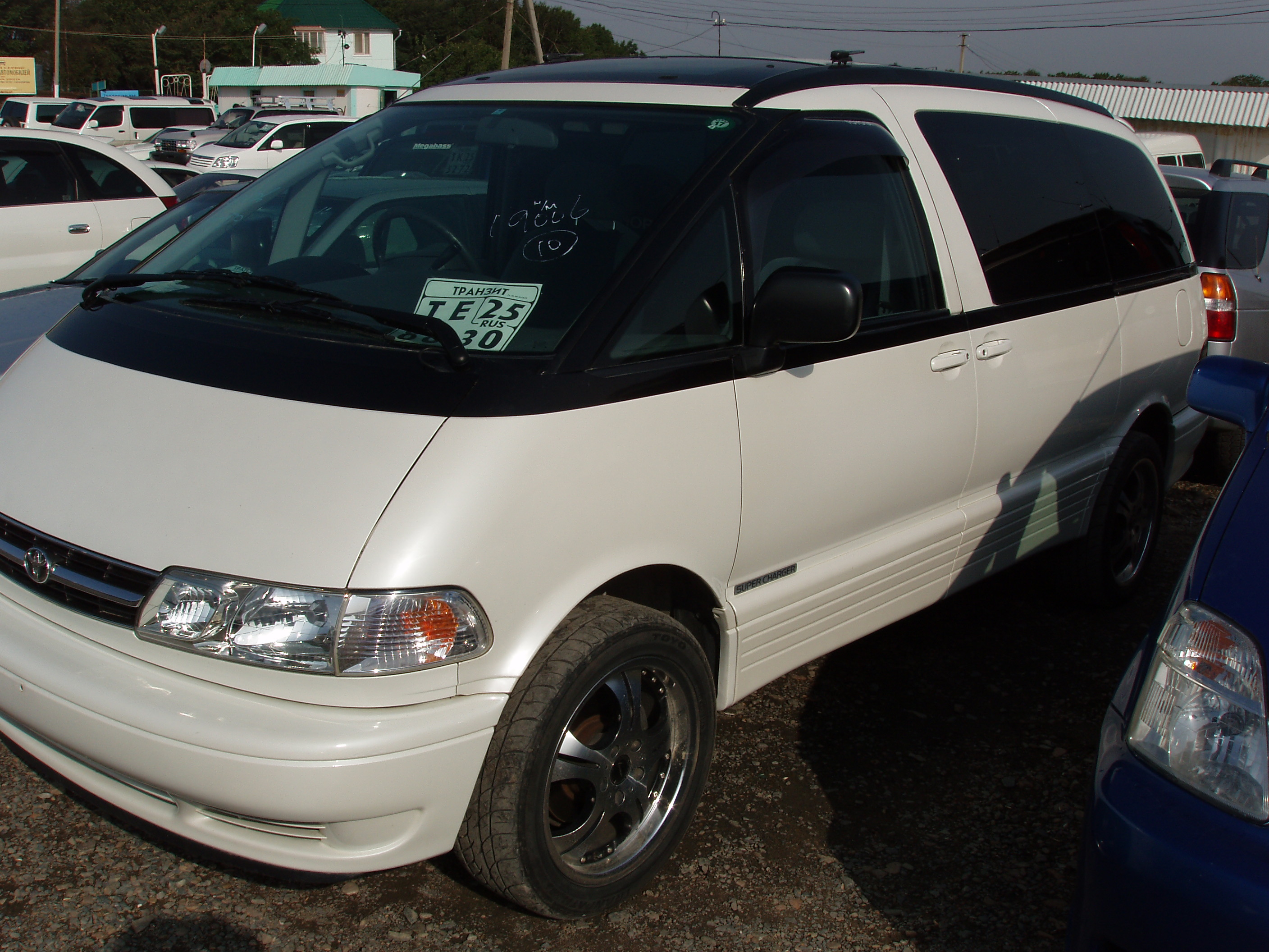 1999 Toyota Estima