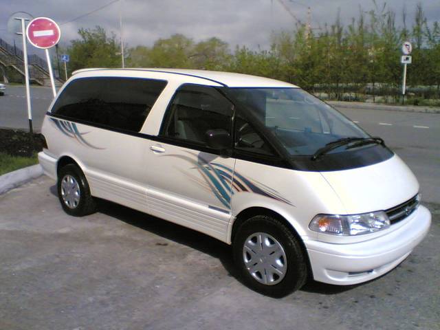 1999 Toyota Estima