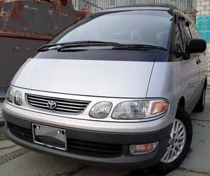 1999 Toyota Estima Images