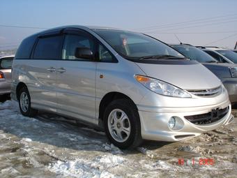 2000 Toyota Estima