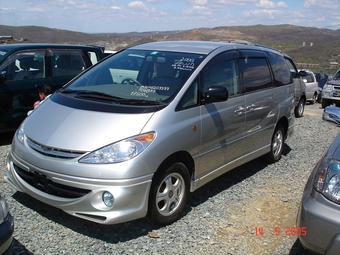 2000 Toyota Estima