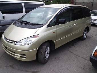 2000 Toyota Estima