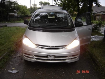 2000 Toyota Estima