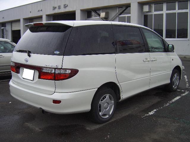 2000 Toyota Estima