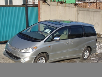 2000 Toyota Estima