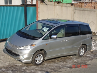 2000 Toyota Estima