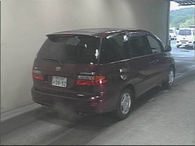 2000 Toyota Estima