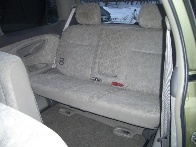 2000 Toyota Estima